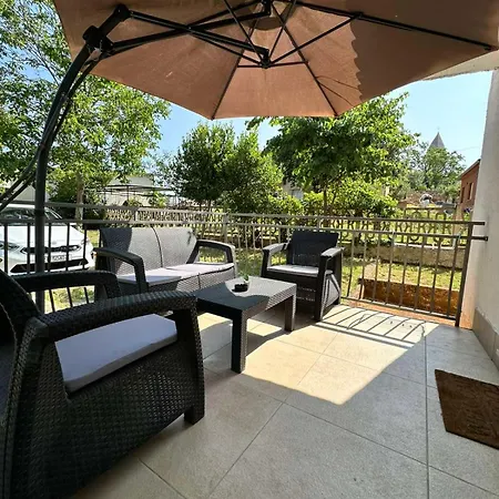 Ive Porec Бадерна